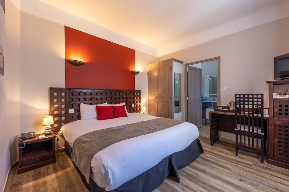 Best Western Le Comtadin Hotel Carpentras Luaran gambar